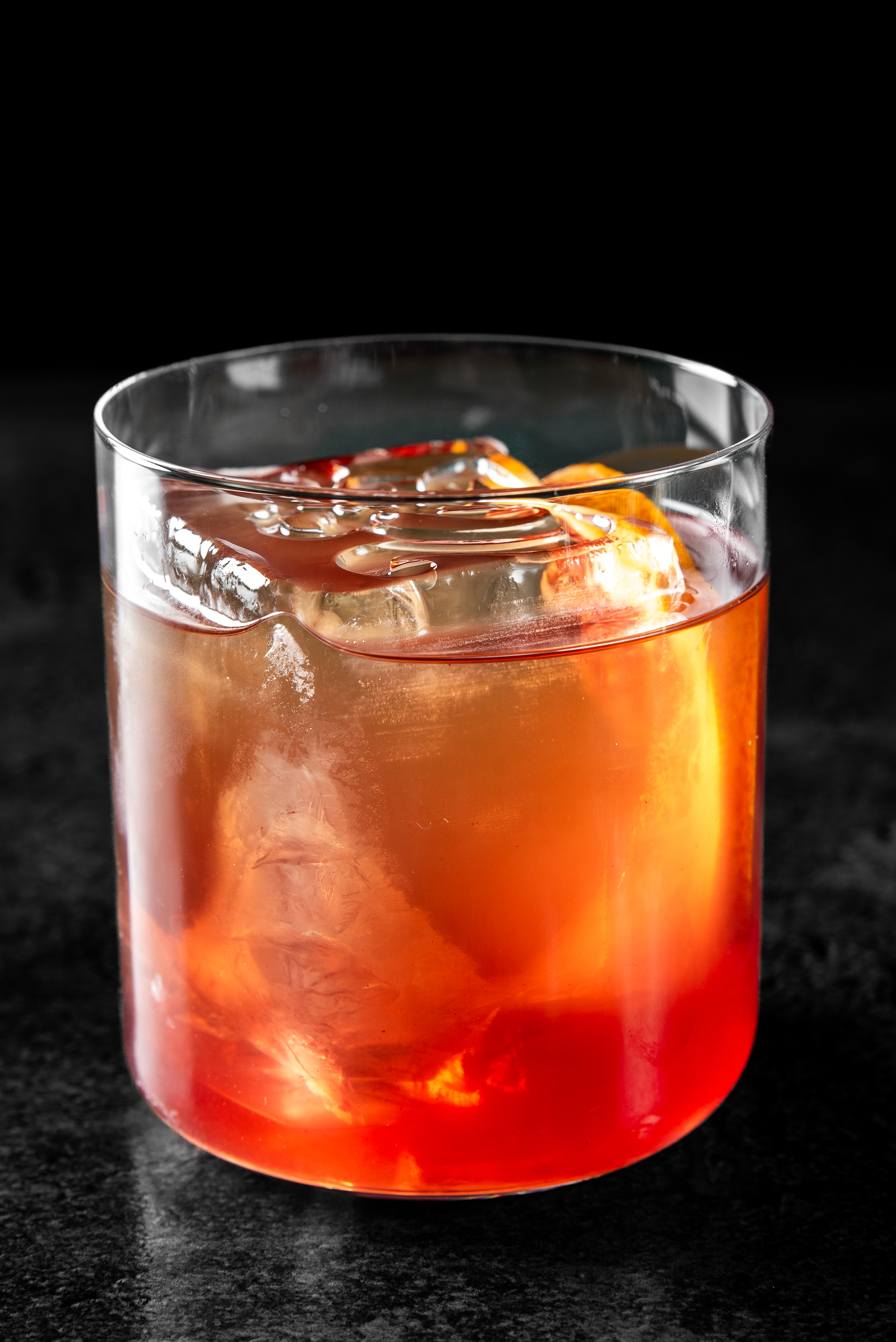 Americano <span style="font-weight: 700;">(<span color-type="color" style="color: #f51111;"><span color-type="color" style="color: #dfdff5;">Free)</span></span></span><br>(Безалкогольный вермут, безалкогольный биттер, содовая)