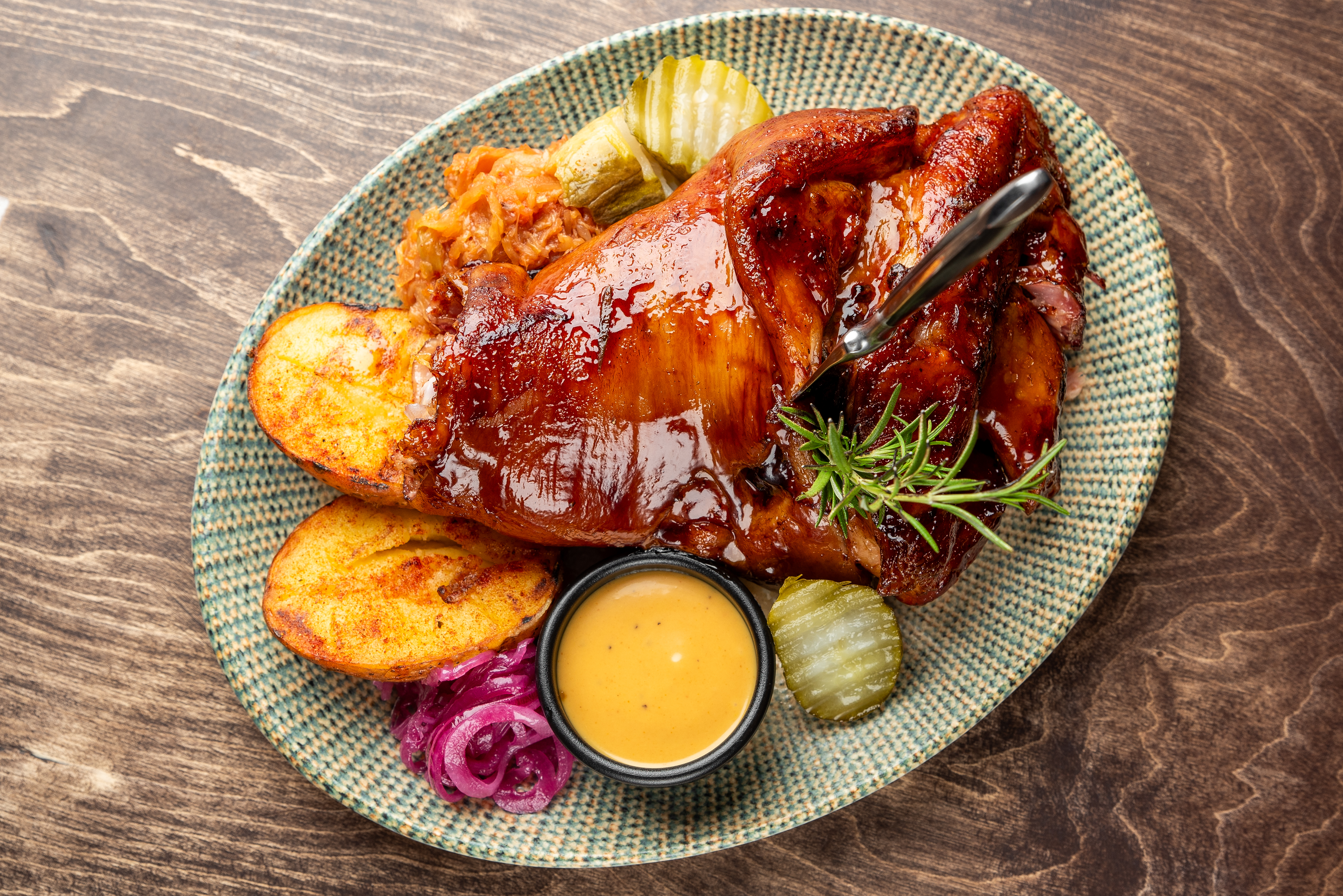 Фирменная рулька